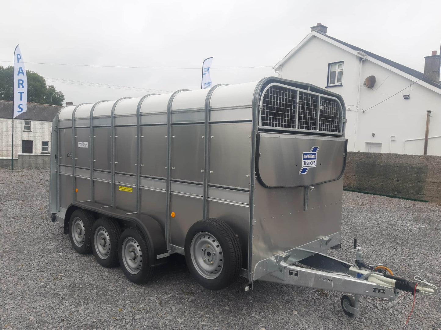 Ifor Williams TA510 14ft Tri-axle Trailer