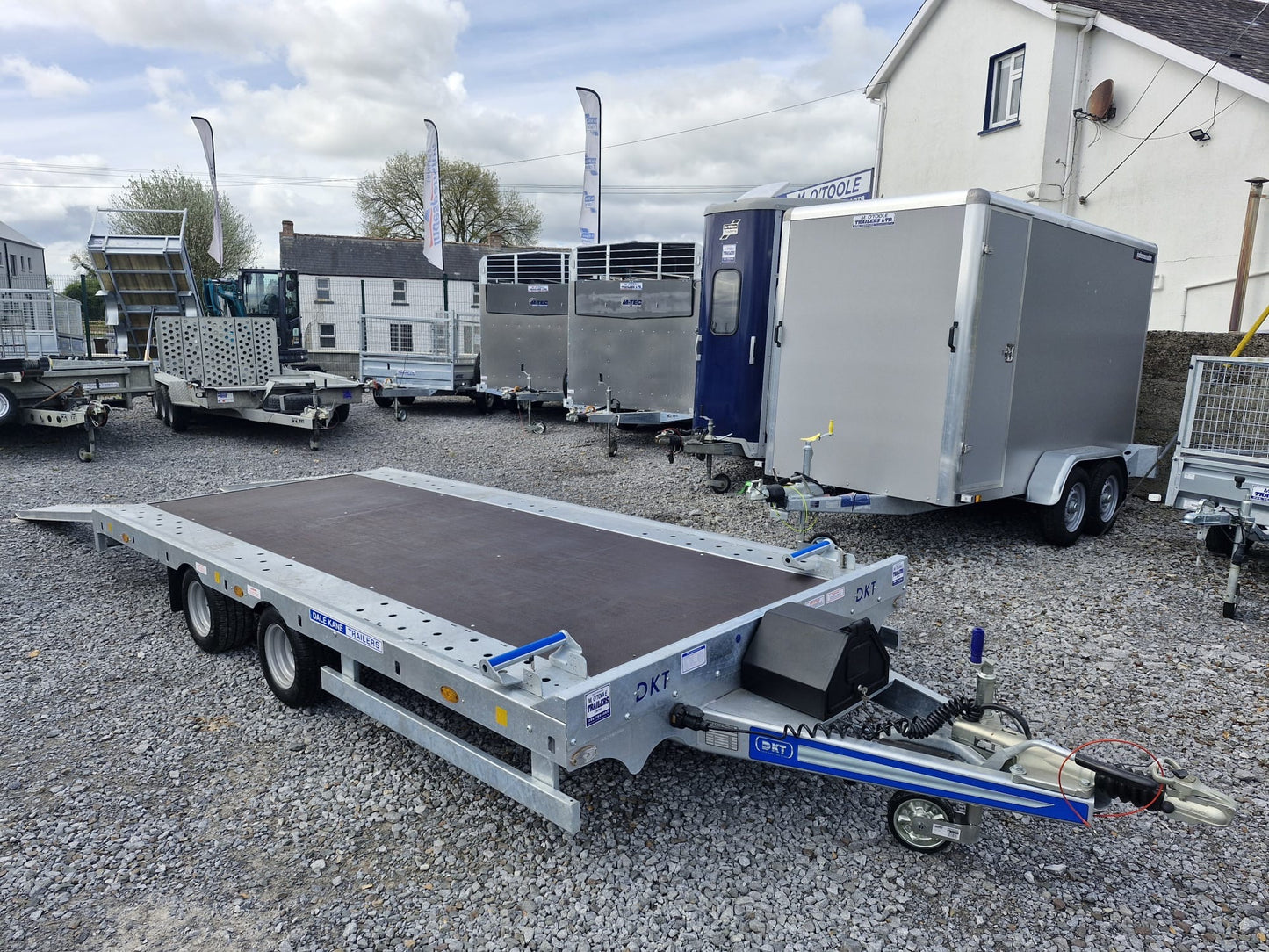Dale Kane 16' x 6'6'' and 14' x 6''6'' low loader transporter trailers m o toole trailers