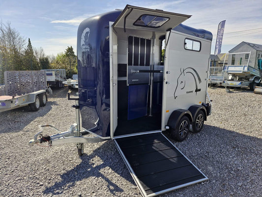 Cheval Liberté Touring Country Double Horse Trailer