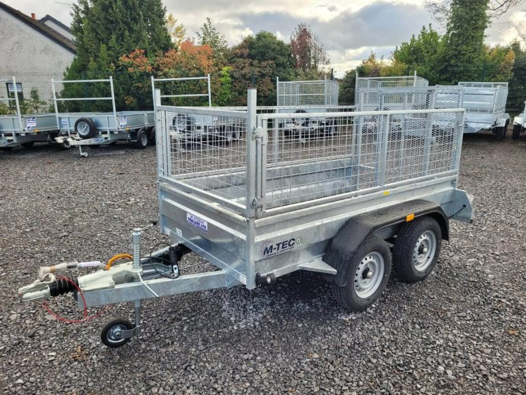 M-TEC 8.2FT X 4.2FT Twin Axle Trailer