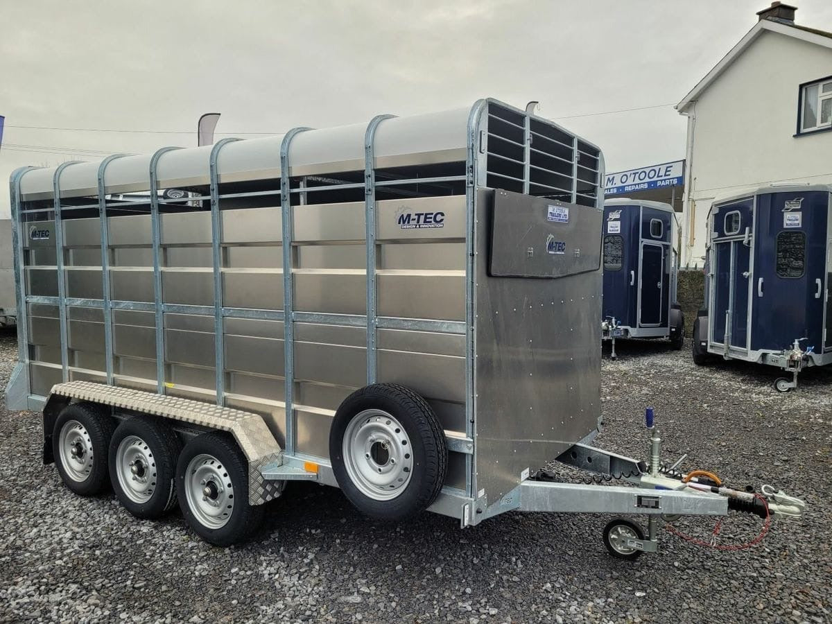 M-TEC 14' x 6' TRI AXLE CATTLE TRAILER