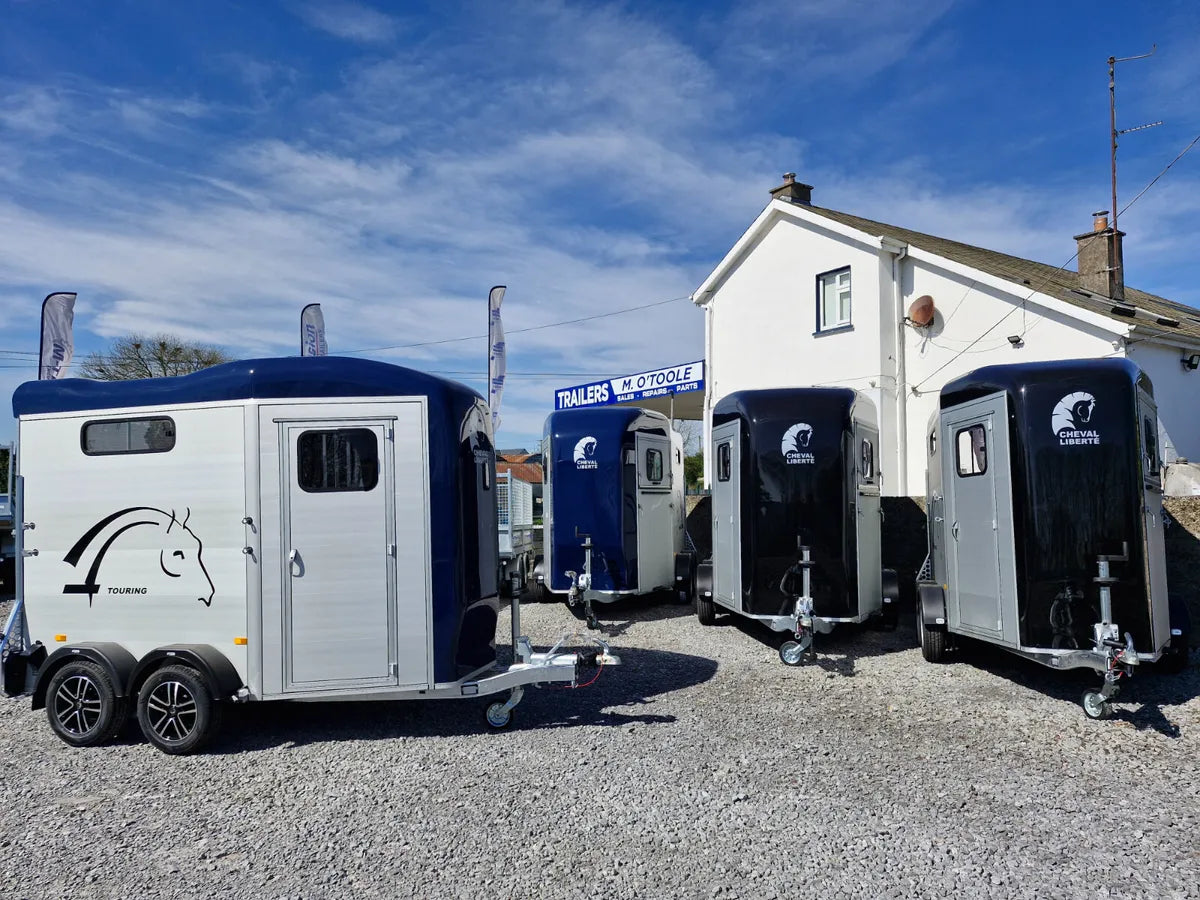 Cheval Liberté Touring XL Double Horse Trailer