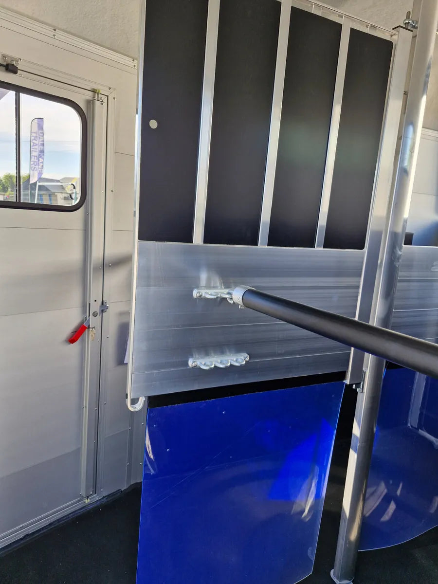 Cheval Liberté Touring XL Double Horse Trailer