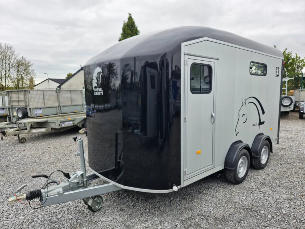 Cheval Liberté Maxi 3 Horse Trailer