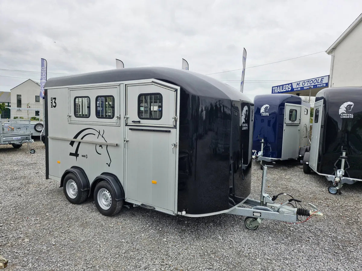 Cheval Liberté Maxi 3 Horse Trailer